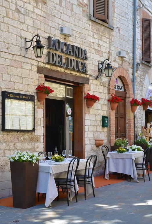 Locanda Del Duca กุบบีโอ ภายนอก รูปภาพ